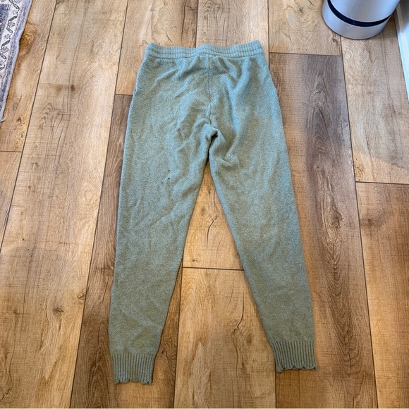 Lauren Conrad lounge Wear - Picture 6 of 7